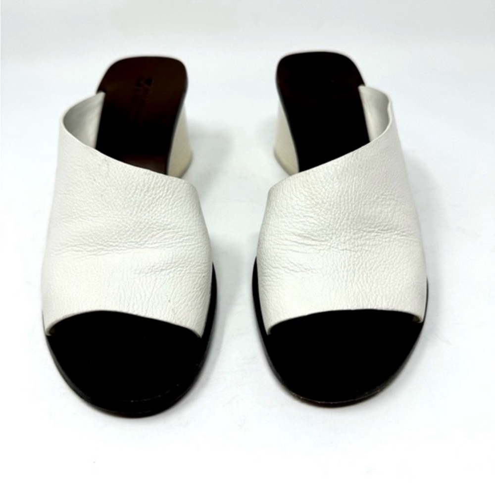 Mercedes Castillo Izar High Block Heels White, Size 9